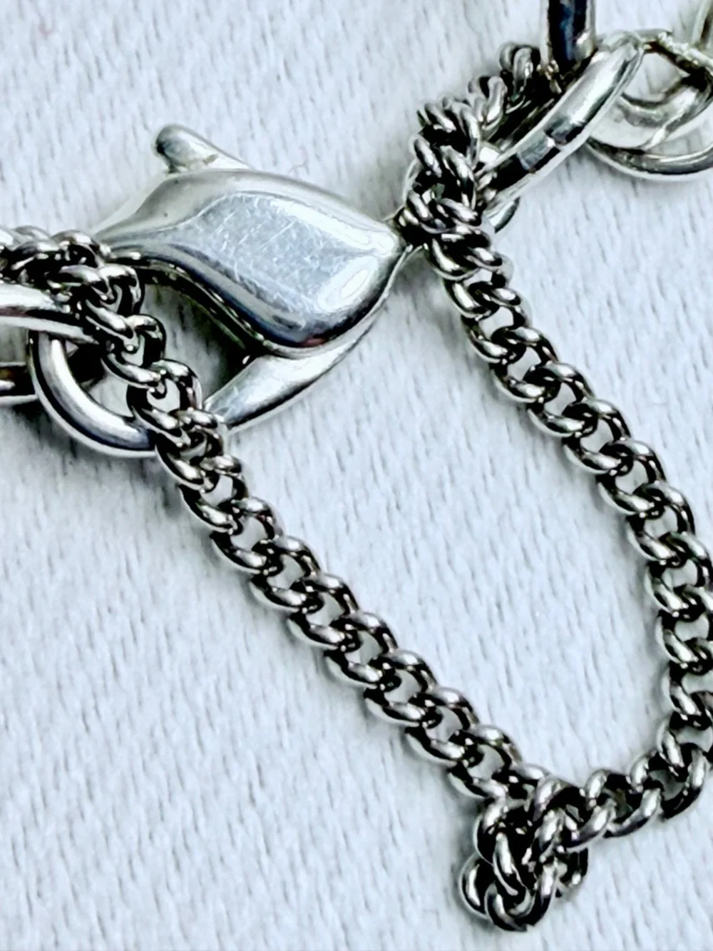 James Avery Sterling Silver HEART LINKS Bracelet w/Safety Chain - Size S - Picture 11 of 16